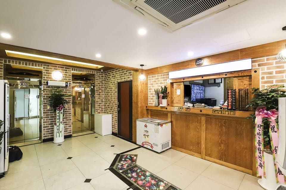 Cheonan(Ssangyongdong) Cafe Hotel Motel in South Korea