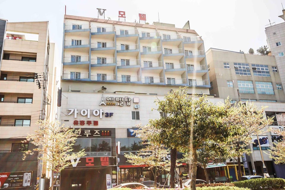 Tongyeong v Motel in South Korea