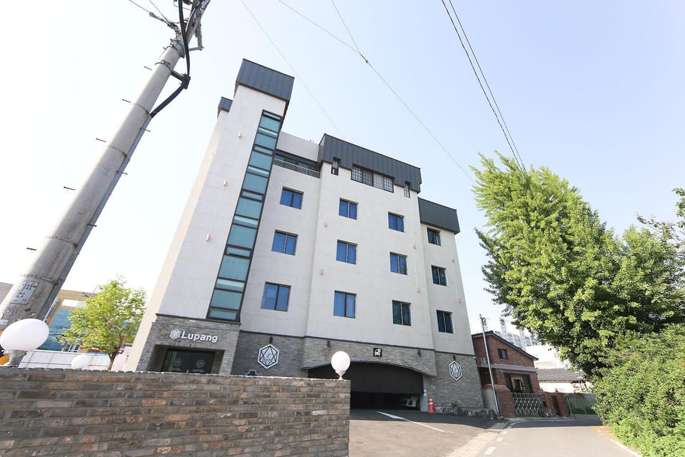 Haman Hotel Lupine Motel in South Korea