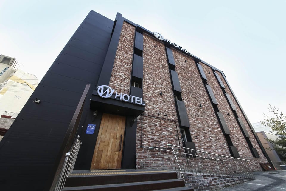 Achasan Station Wall Hotel Motel in Seoul