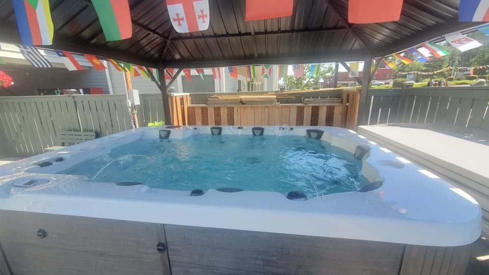 Hot tub