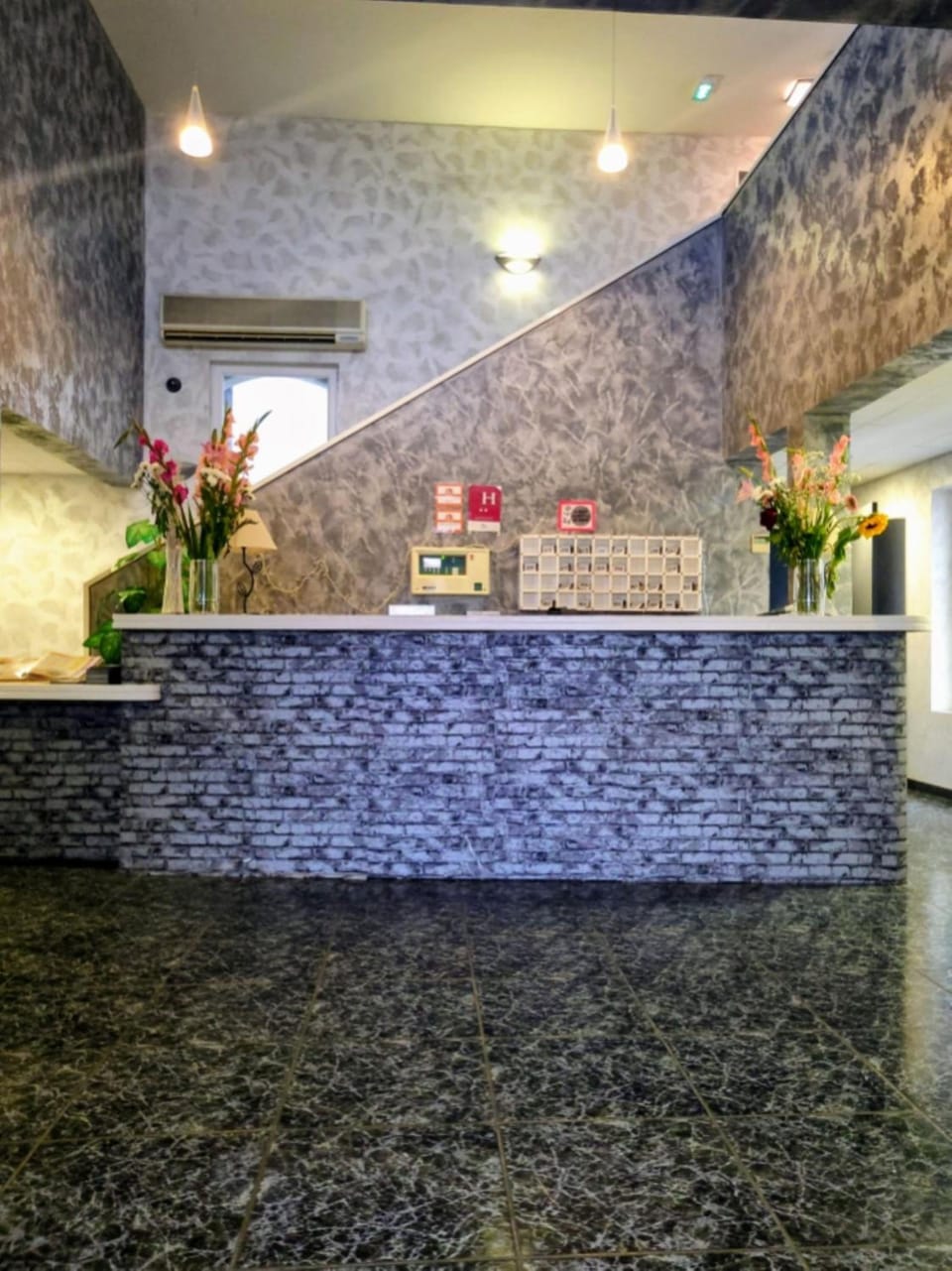 Hotel Le Floreal Hotel in Carcassonne