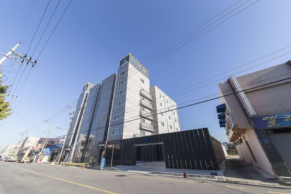 Nonsan River Motel in South Korea