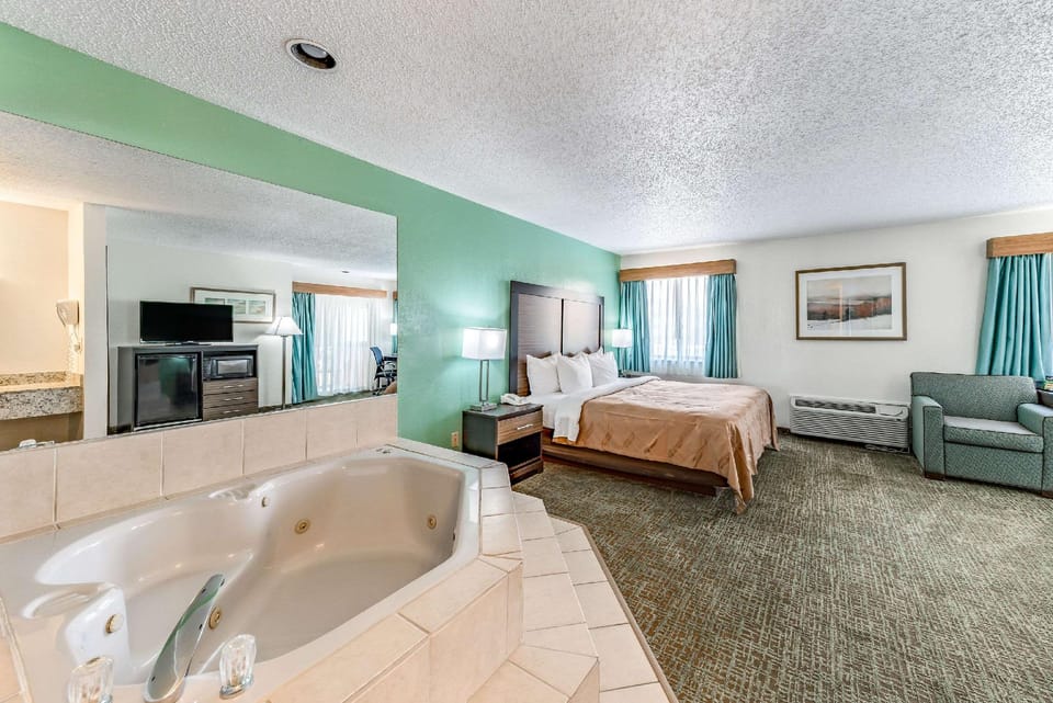 Suite room