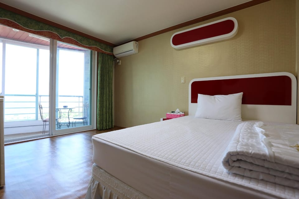 Yangyang Naksan Beach Condotel Motel in South Korea