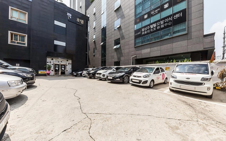 Sinsa Jjack Motel in Seoul