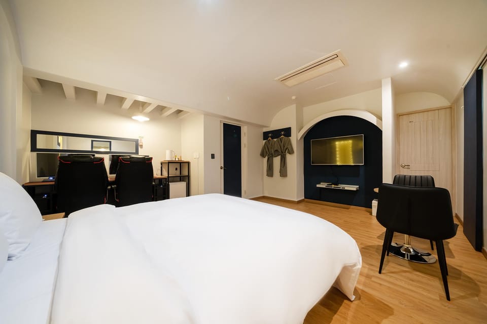 Donghae Very Six Motel in South Korea
