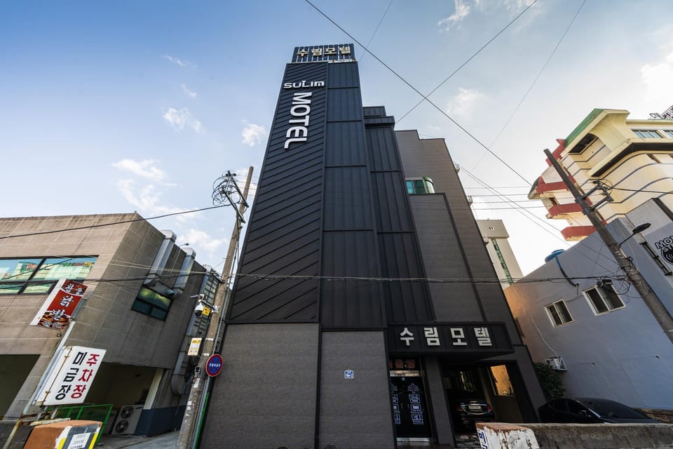Geojedo Gohyeon Surim Motel in South Korea