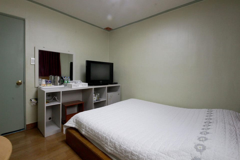 Ulsan Samsan River Motel in South Korea
