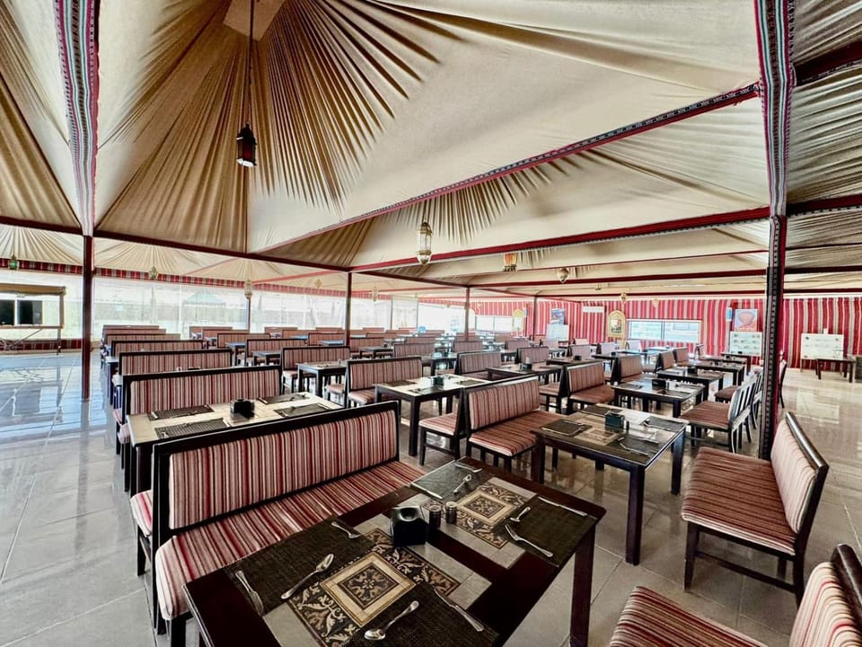 Al Sultana Luxury Camp Lodge in South District