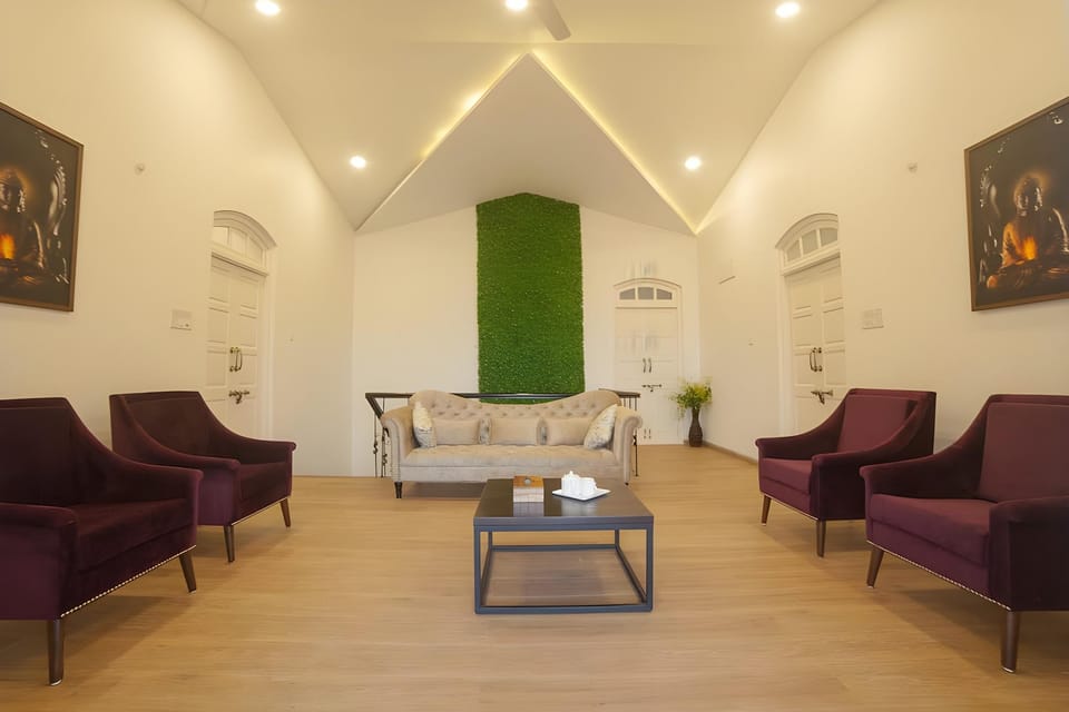 Regenta Place Green Leaf Mahabaleshwar Hotel in Maharashtra