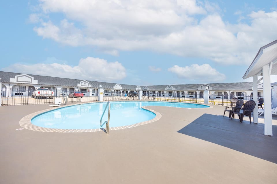 Executive Inn of Hondo Motel in Rio Grande