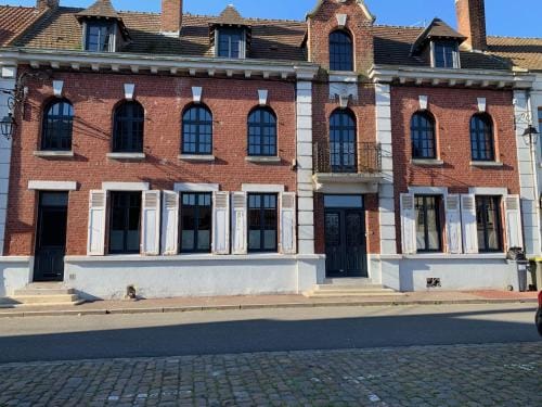 6 place de la detente Hotel in Hauts-de-France