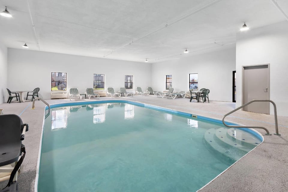 Comfort Inn & Suites Cincinnati Eastgate Hotel in Ohio