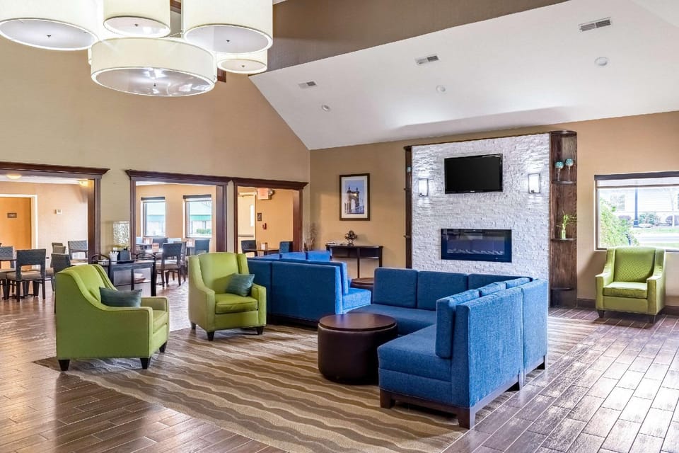 Comfort Inn & Suites Cincinnati Eastgate Hotel in Ohio