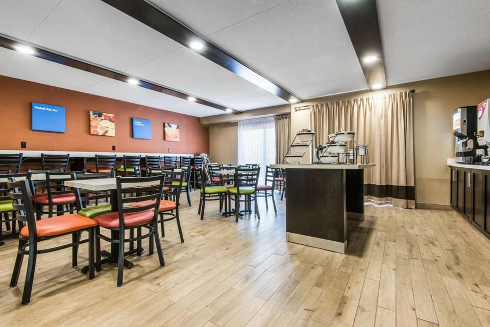 Comfort Inn Hotel in Owen Sound