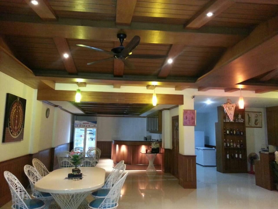 Chollada Inn Kamala Inn in Kamala