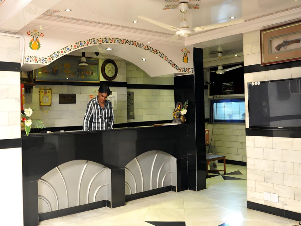 Hotel Green View International Hotel in Udaipur