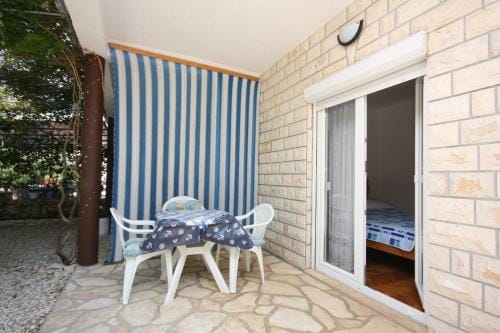 Apartments and rooms with parking space Jezera, Murter - 5082 Hotel in Tisno