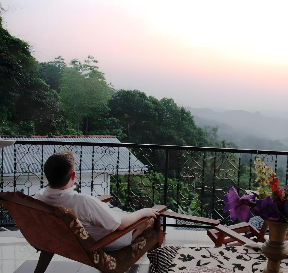 Ceylon Breeze Kandy Hotel in Kandy