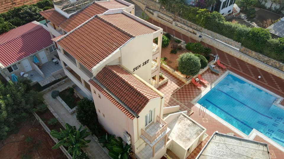 Sunset Apartments Apartment hotel in Malia, Crete