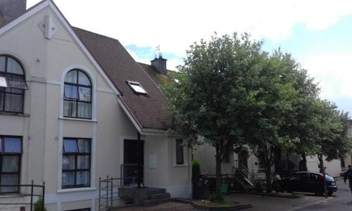 THE FORTWELL BOARDING HOUSE Hotel in Letterkenny