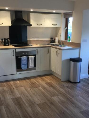 Blacklaines Annexe Lodge in Stroud District