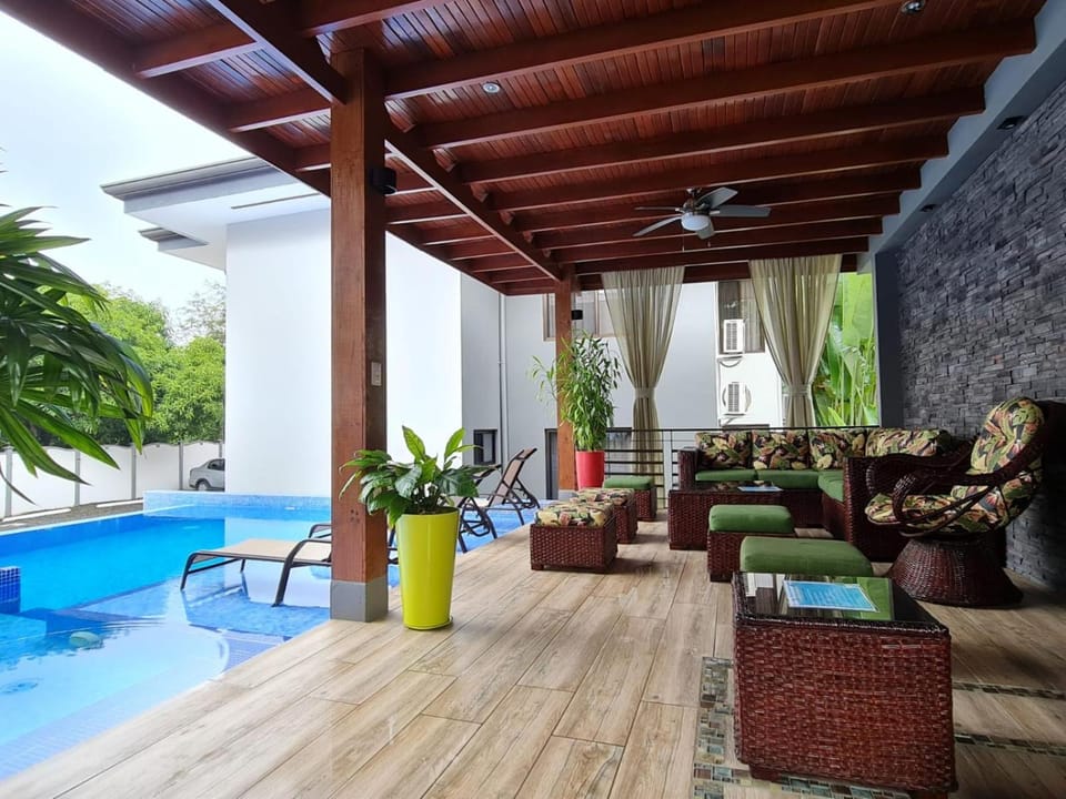 Ballena Paradise Apartments Hotel in Uvita