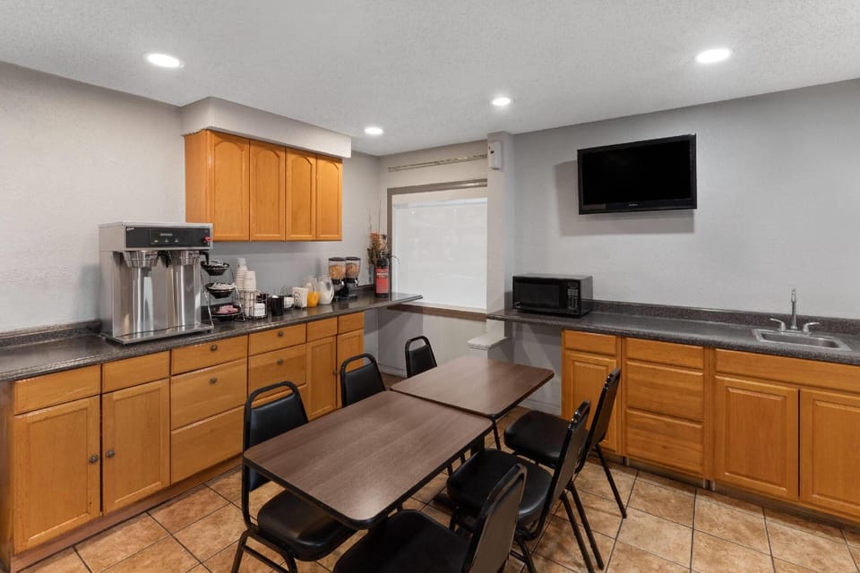 Travelodge by Wyndham New Braunfels Hotel in New Braunfels