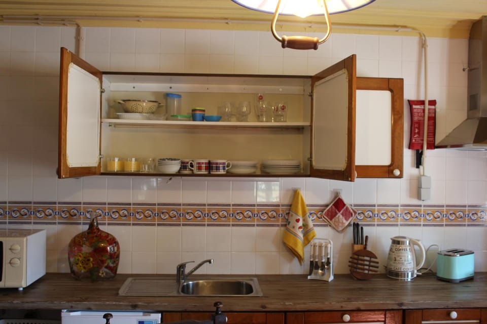 Pereira Cabana Hostel in Santarém District, Portugal