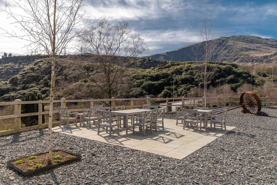 Plas Weunydd Hotel in Wales