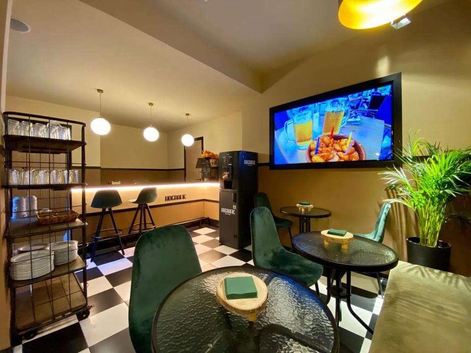 Bar/lounge