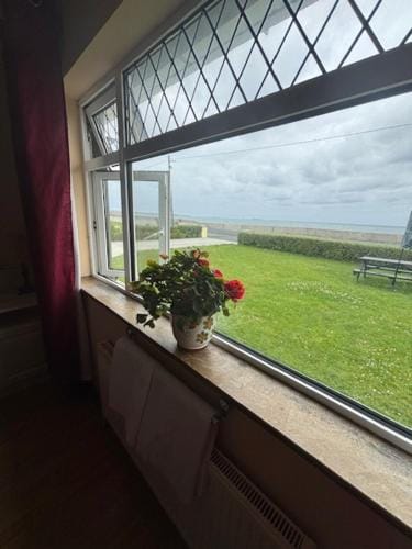 Seaside Accomodation Hotel in County Clare