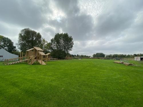 Ecolodge Otra Cosa Hotel in Flanders