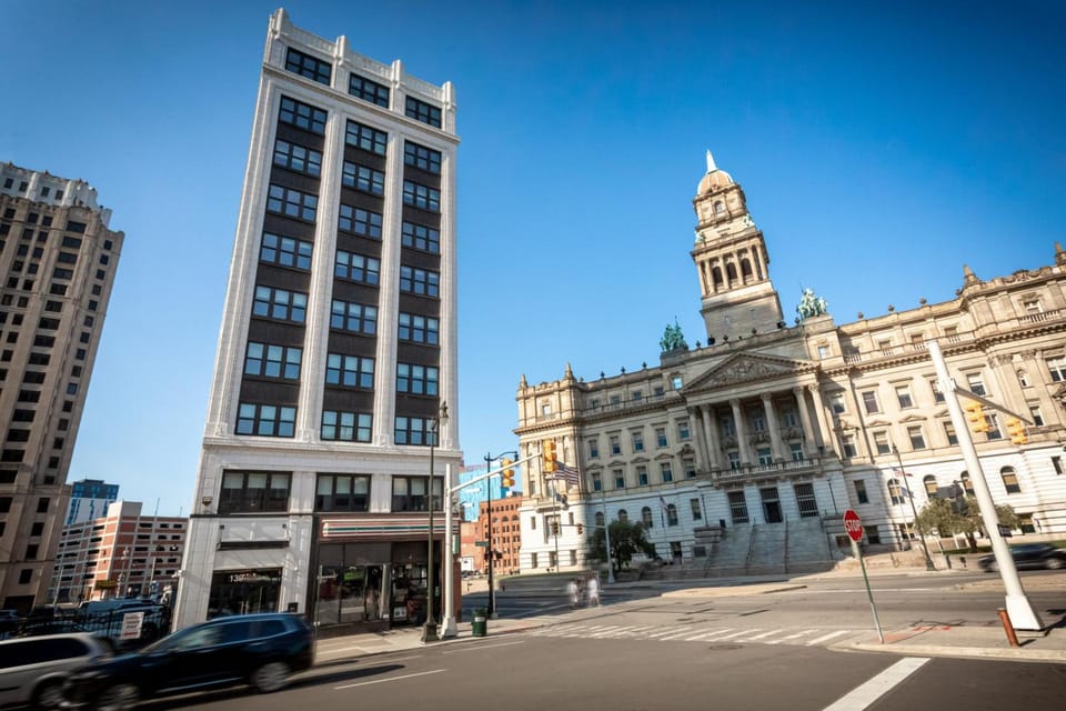 Kasa Cadillac Square Detroit Apartment hotel in Windsor