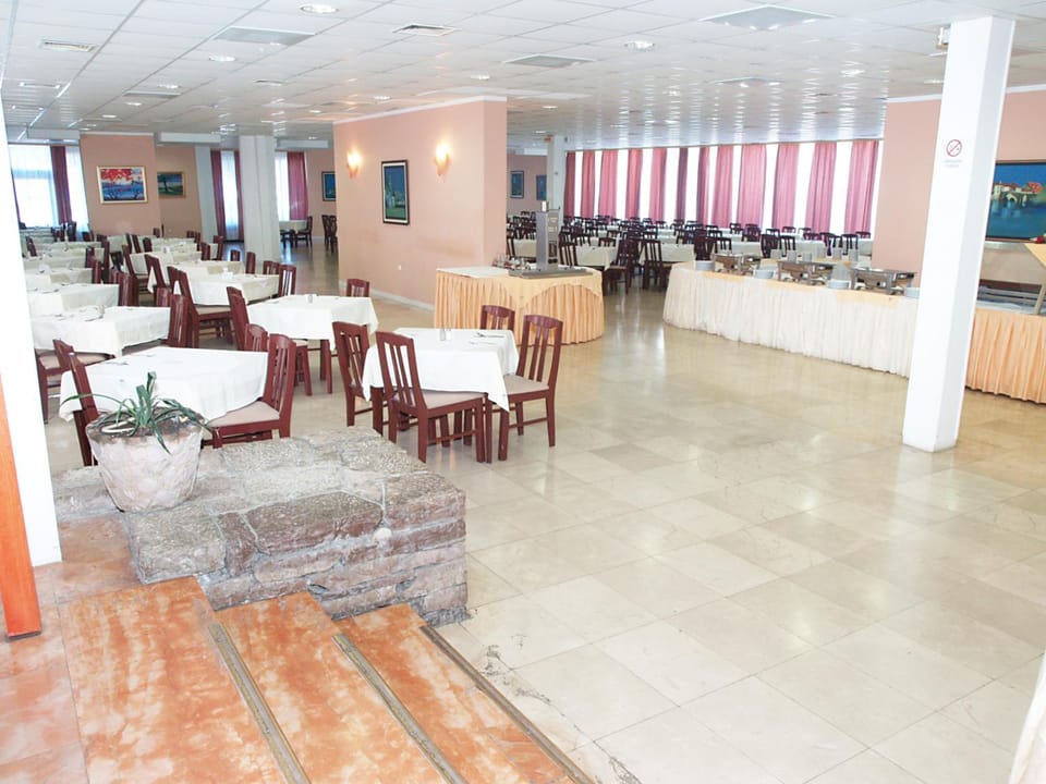 Hotel Kamelija Hotel in Kotor Municipality