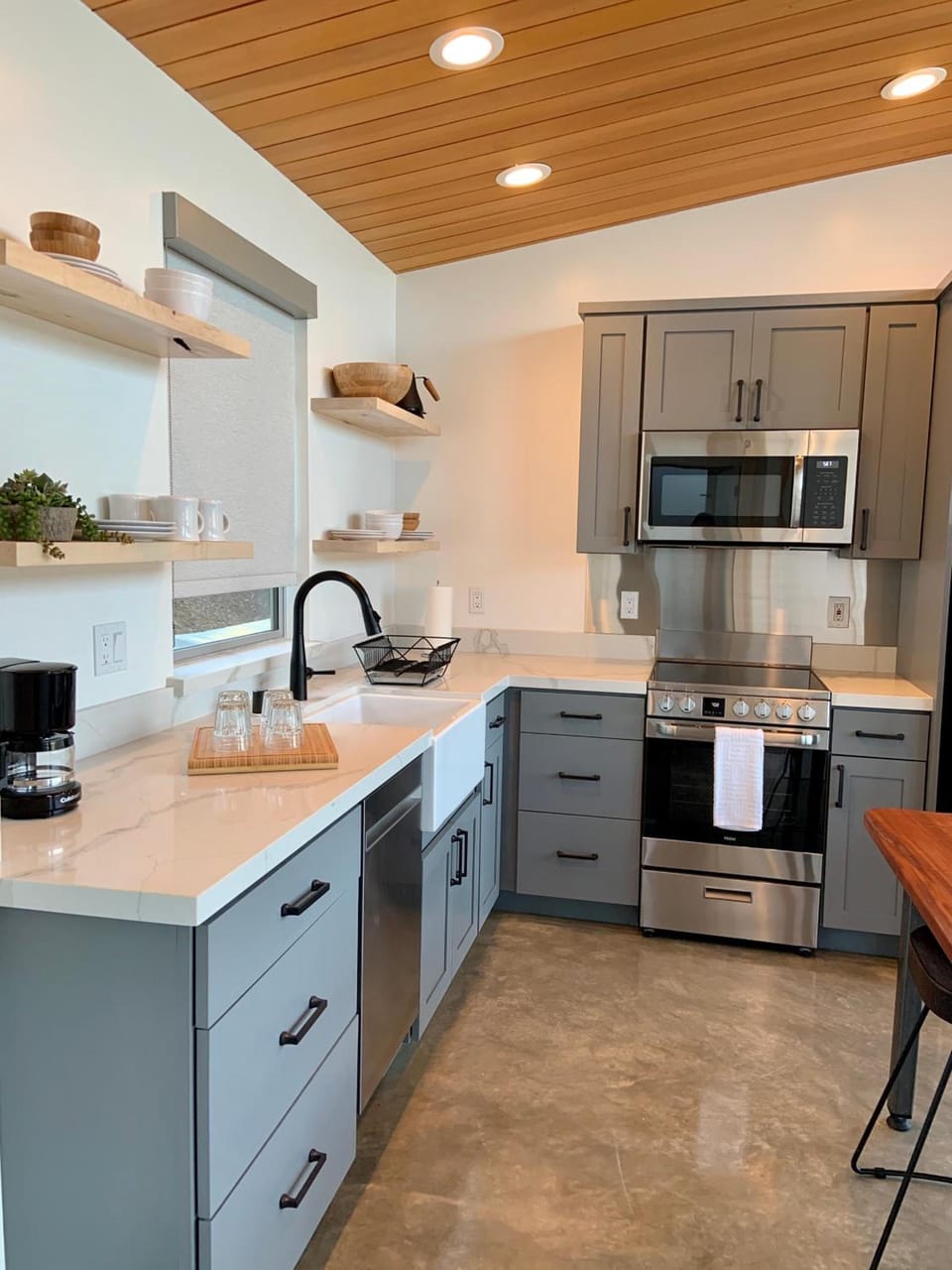 Anchor Inn Pacifica Hotel in Pedro Point