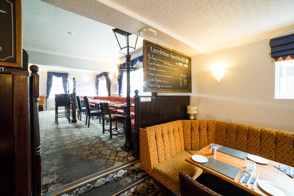 Whistle & Flute Hotel in West Lindsey District