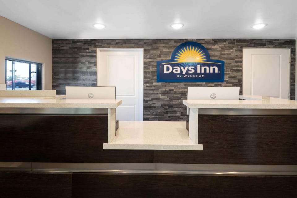 Days Inn by Wyndham Galt/Elk Grove South Hotel in San Francisco Bay Area