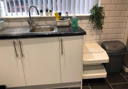 3. Stylish Private Double Room Near Manchester City Centre Hotel in Manchester