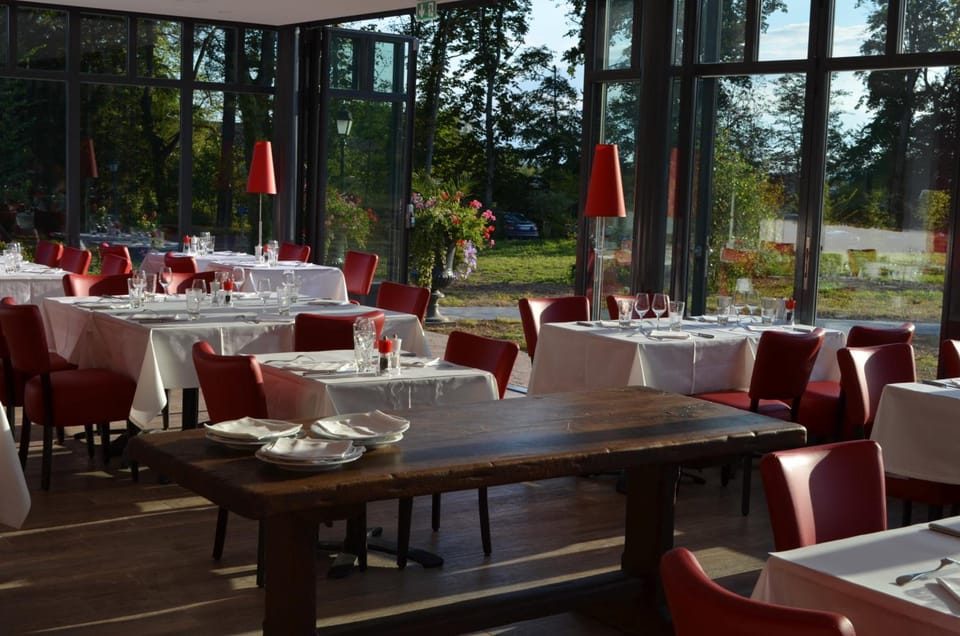 Hotel du Bois Blanc Domaine d'Epeyssoles Georges Blanc Hotel in Bourgogne-Franche-Comté