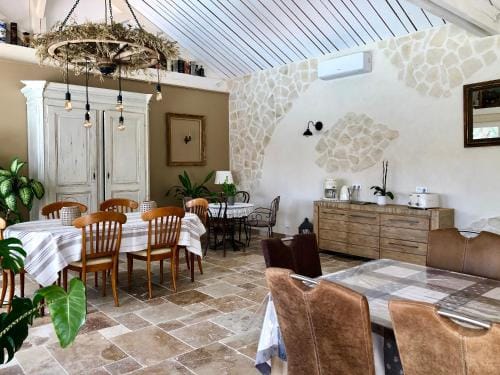 Le Clos Vitis Hotel in Provence-Alpes-Côte d'Azur