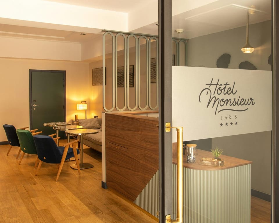 Hotel Monsieur Hotel in Paris