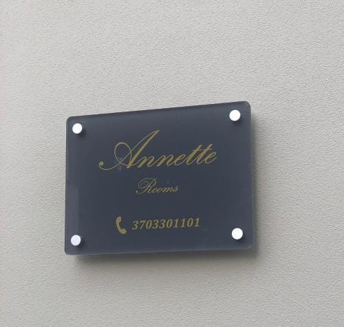 Annette Rooms Hotel in Bari