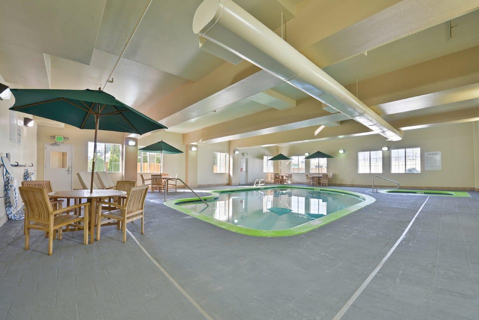 Holiday Inn Express & Suites Tacoma South - Lakewood by IHG Hotel in Lakewood