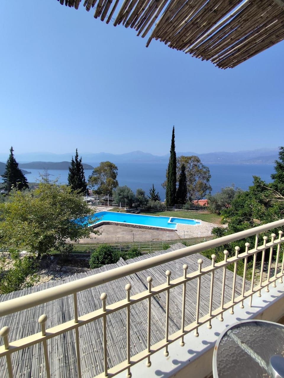 Hotel Theasis Apartment hotel in Greece