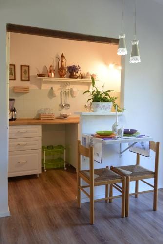 LE FORRI Agriturismo e B&B Hotel in Pistoia