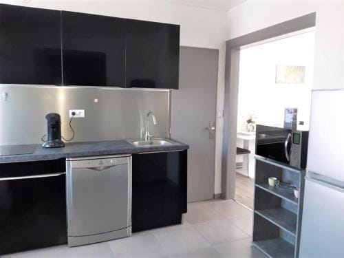 MyHome Basel 1A44, Great Location, New Large Apart Hotel in Saint-Louis