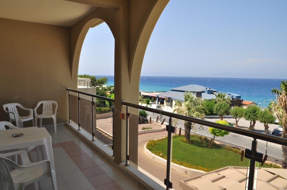 Sea Melody Beach Hotel Apartments Hotel in Ialysos