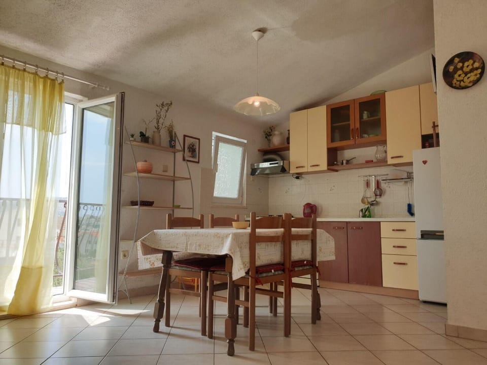 Apartments Nina Hotel in Šibenik-Knin County, Croatia